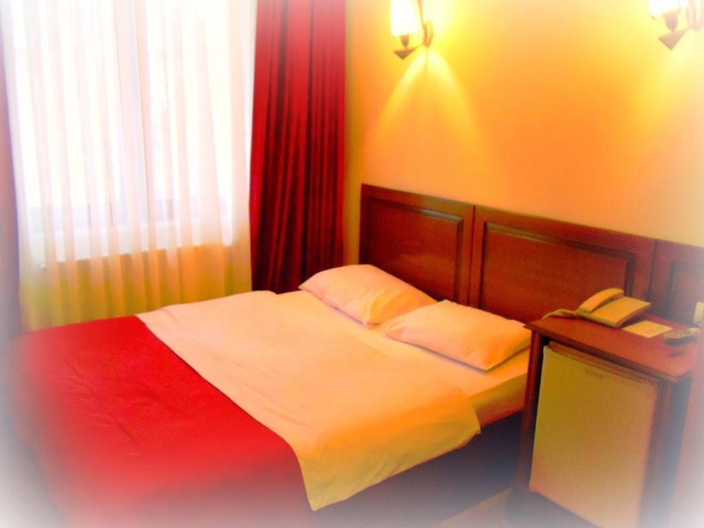 Reis Hotel Sinop Bilik gambar